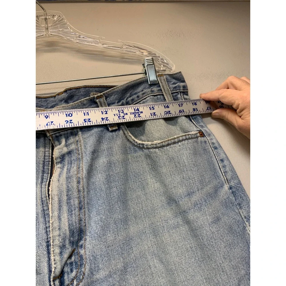 Levi's 550 Relaxed Fit Jeans Mens 36x30 Blue Excellent Vintage Made in Canada